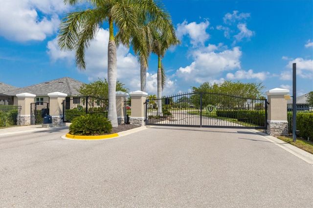 2905 TRUSTEE AVENUE, Sarasota, FL 34243