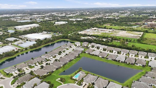 2905 TRUSTEE AVENUE, Sarasota, FL 34243