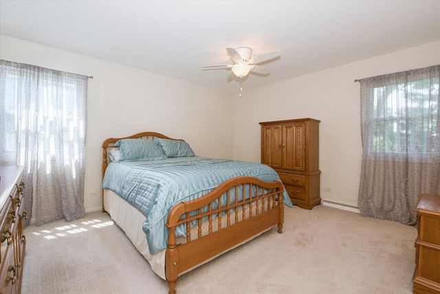 1058 W Illinois Avenue, Palatine, IL 60067