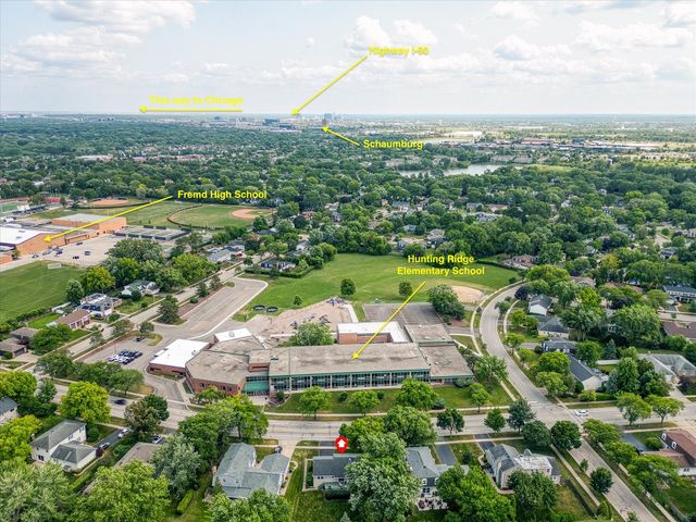 1058 W Illinois Avenue, Palatine, IL 60067