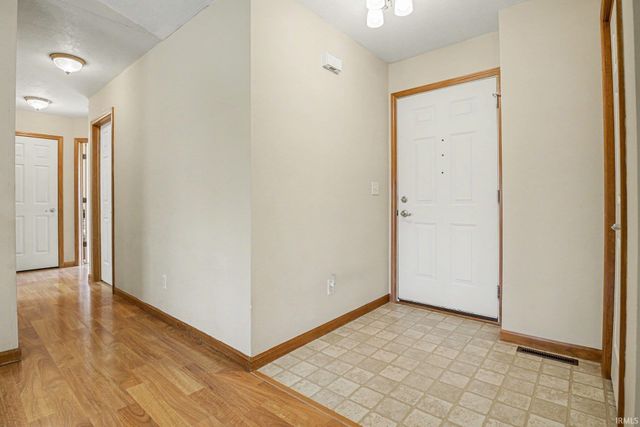 1703 Aspen Court, Goshen, IN 46526