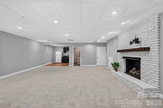 935 Ridgewood Drive NE, Lenoir, NC 28645