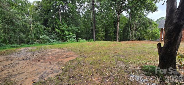 935 Ridgewood Drive NE, Lenoir, NC 28645