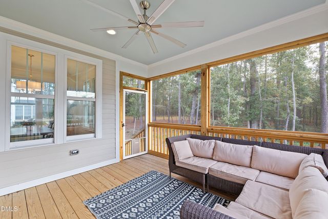 807 Crimson Ridge Trail, Fuquay Varina, NC 27526