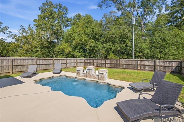 10069 Serene Rd, Denham Springs, LA 70726