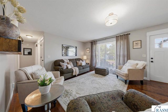 1314 N 5th Street, St. Peter, MN 56082