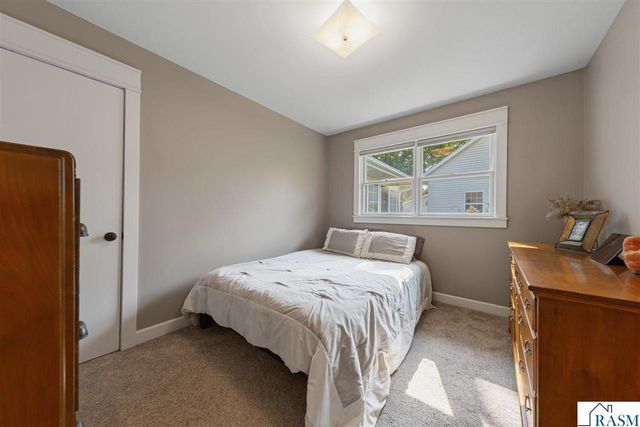 1314 N 5th Street, St. Peter, MN 56082