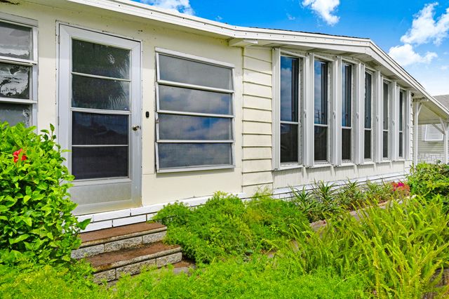 7500 Agawam Road, Sebastian, FL 32976
