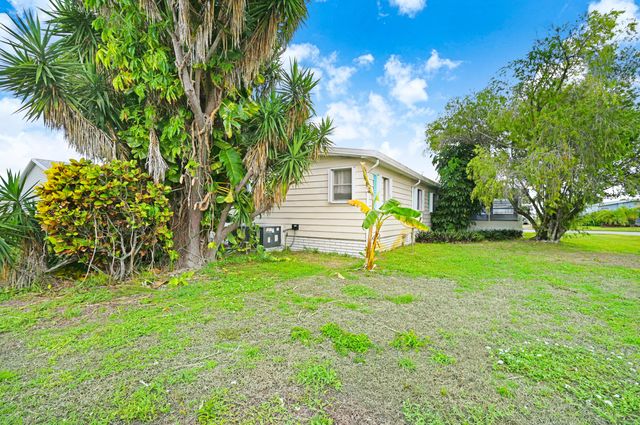 7500 Agawam Road, Sebastian, FL 32976