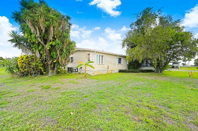 7500 Agawam Road, Sebastian, FL 32976