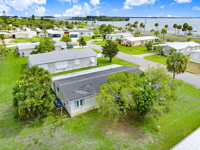 7500 Agawam Road, Sebastian, FL 32976