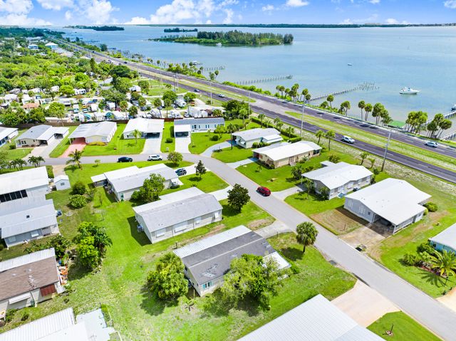 7500 Agawam Road, Sebastian, FL 32976
