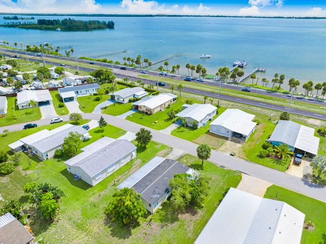 7500 Agawam Road, Sebastian, FL 32976