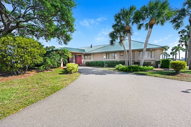 7500 Agawam Road, Sebastian, FL 32976