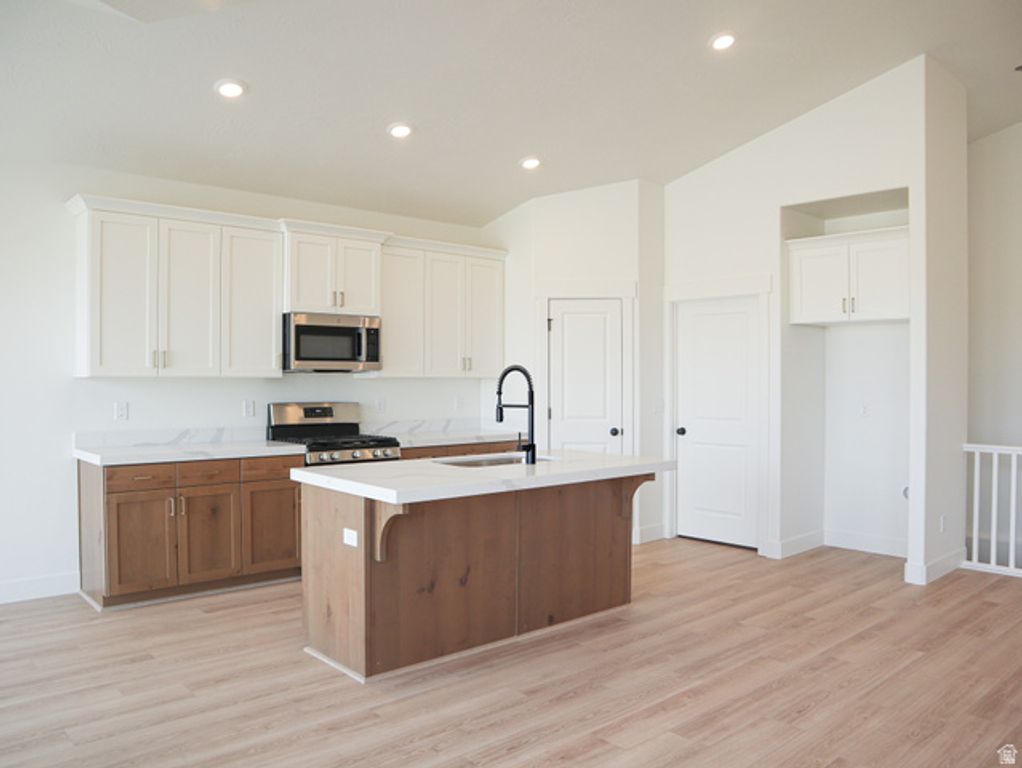 Image 3 of property listing at 695 E WADDELL STREET LOT #103, Eagle Mountain, UT 84005