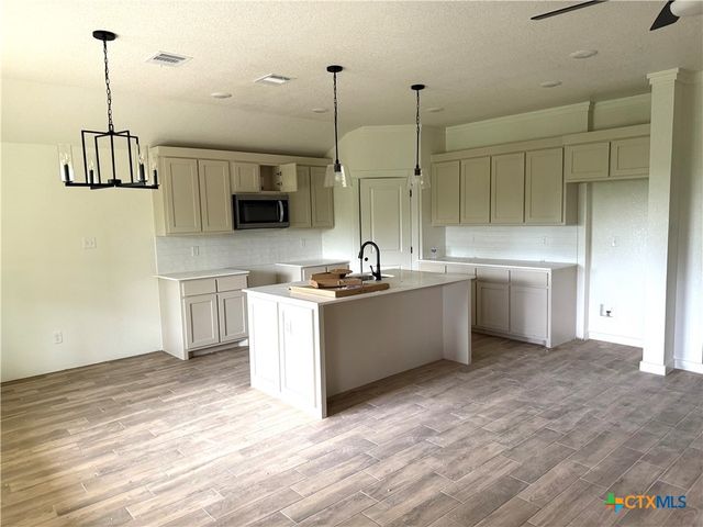 3722 Oglala Trail, Temple, TX 76502