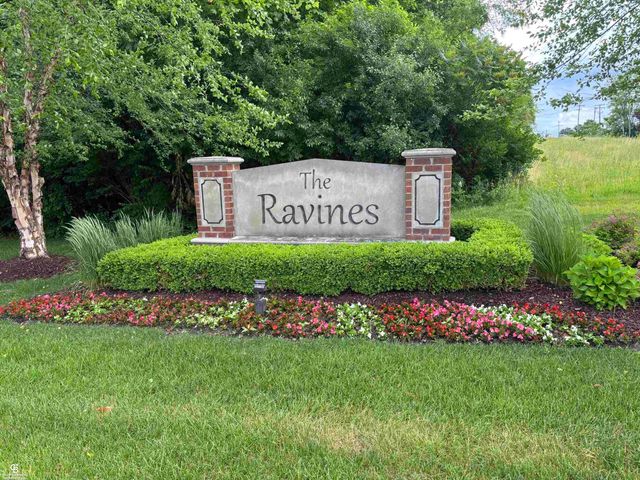 13113 Woodridge Circle, Plymouth Twp, MI 48170