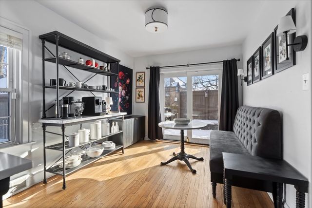 330 E Saint Charles Road, Elmhurst, IL 60126