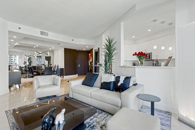 3600 Mystic Pointe Drive 1916, Aventura, FL 33180