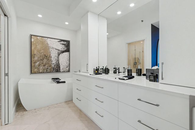 3600 Mystic Pointe Drive 1916, Aventura, FL 33180