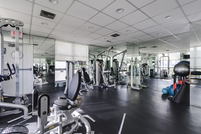 3600 Mystic Pointe Drive 1916, Aventura, FL 33180