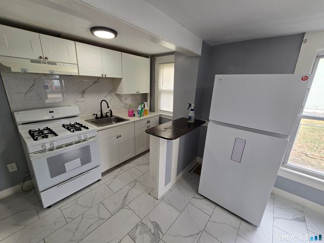 24 Watson Street, New Haven, CT 06511