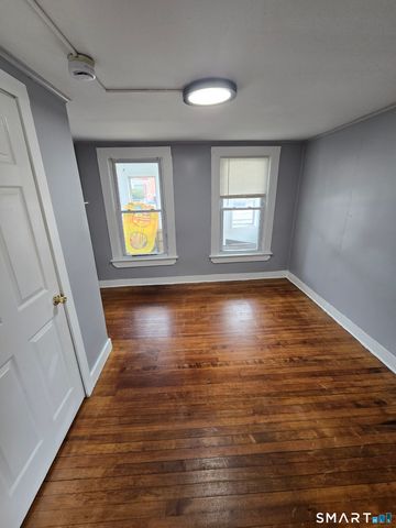 24 Watson Street, New Haven, CT 06511