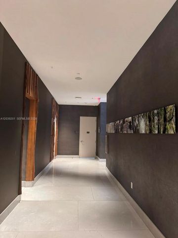 1010 Brickell Ave 1807, Miami, FL 33131