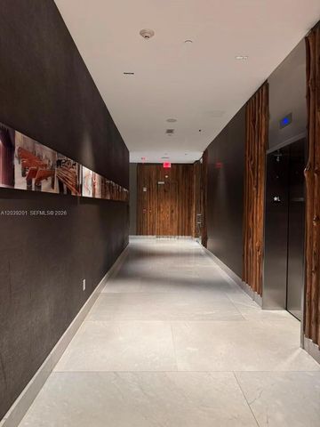 1010 Brickell Ave 1807, Miami, FL 33131