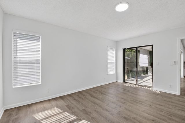 9074 Chatsworth Cascades, Boca Raton, FL 33434