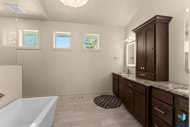 47109 Dorothy St Street, Harrisburg, SD 57032