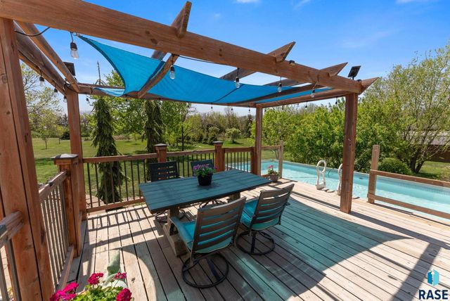 47109 Dorothy St Street, Harrisburg, SD 57032