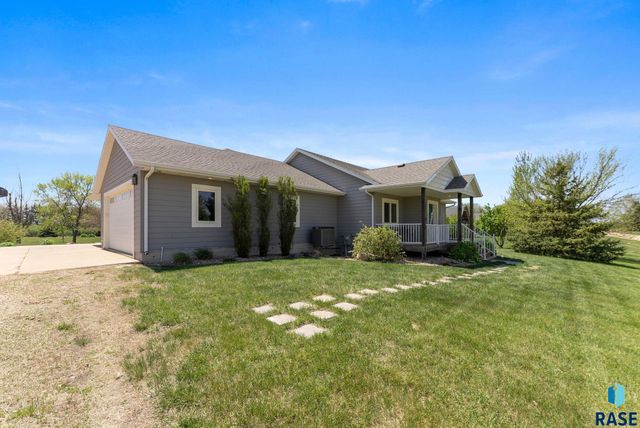 47109 Dorothy St Street, Harrisburg, SD 57032