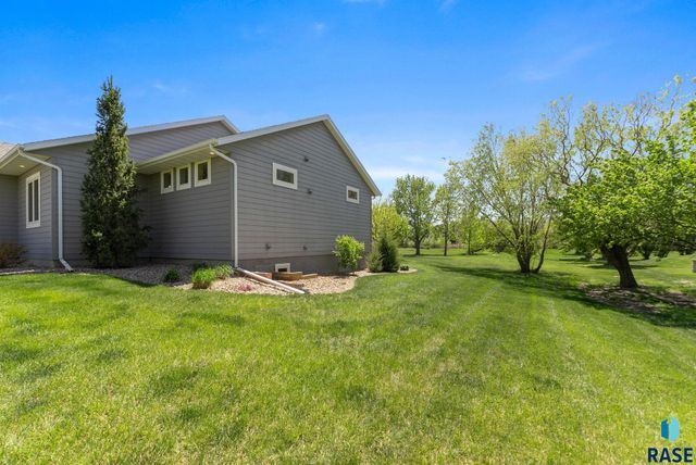 47109 Dorothy St Street, Harrisburg, SD 57032