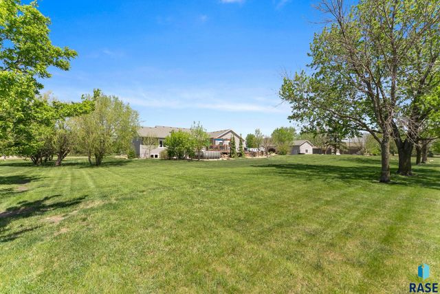 47109 Dorothy St Street, Harrisburg, SD 57032