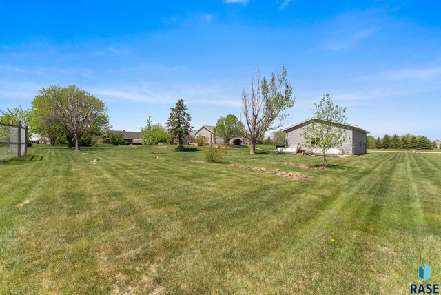 47109 Dorothy St Street, Harrisburg, SD 57032