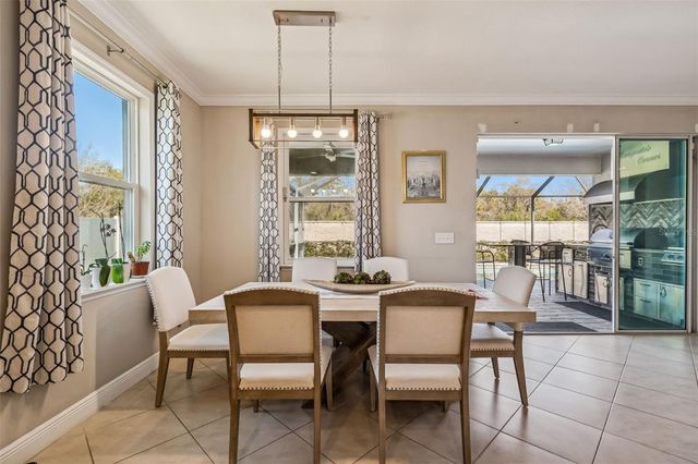 7432 47TH AVENUE CIRCLE E, Bradenton, FL 34203