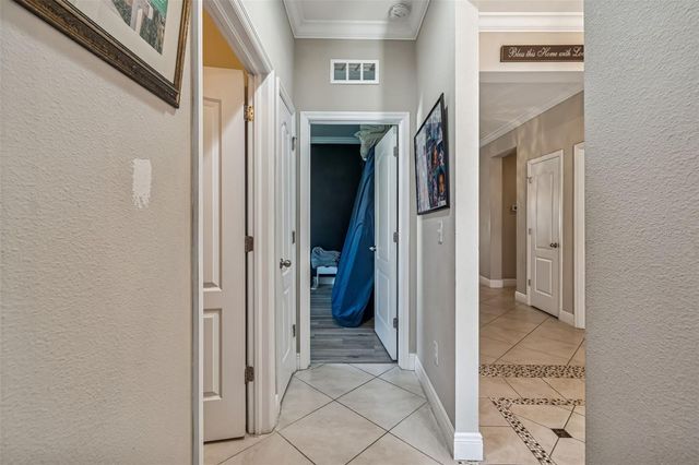 7432 47TH AVENUE CIRCLE E, Bradenton, FL 34203