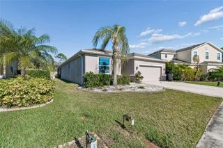 7432 47TH AVENUE CIRCLE E, Bradenton, FL 34203