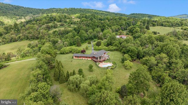 9237 FROSTOWN RD, Middletown, MD 21769