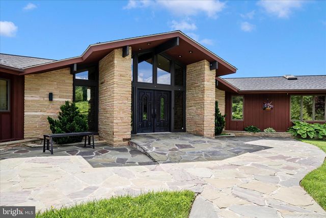 9237 FROSTOWN RD, Middletown, MD 21769