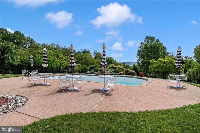 9237 FROSTOWN RD, Middletown, MD 21769
