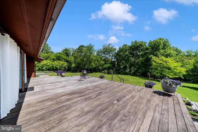9237 FROSTOWN RD, Middletown, MD 21769