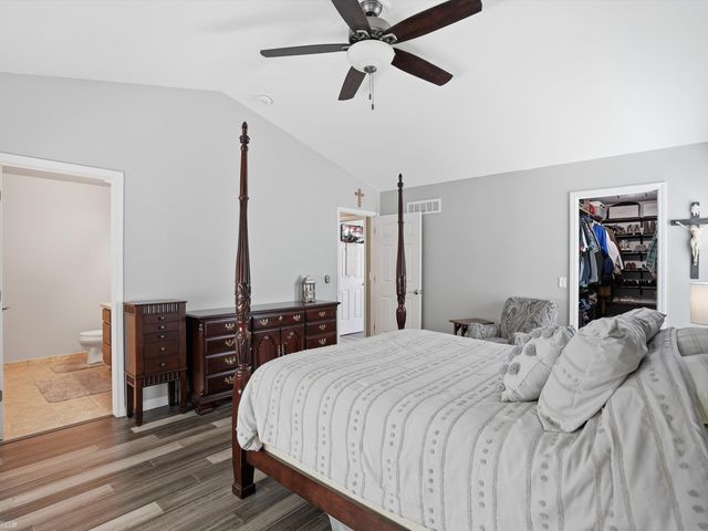 22326 Homestead Drive, Macomb Twp, MI 48044