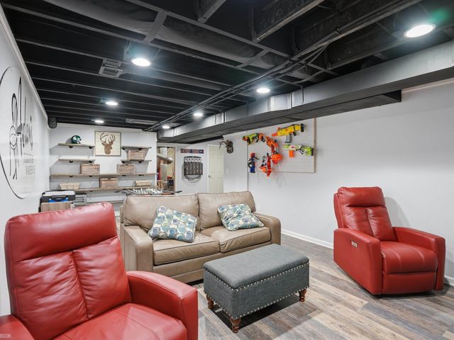 22326 Homestead Drive, Macomb Twp, MI 48044