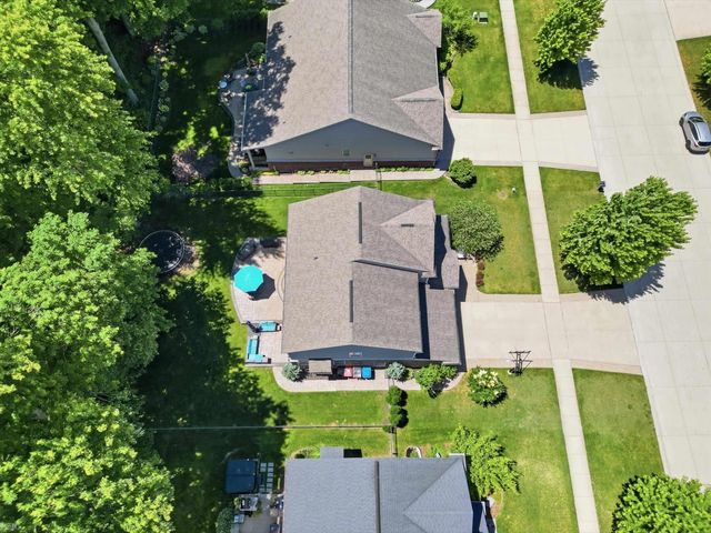 22326 Homestead Drive, Macomb Twp, MI 48044