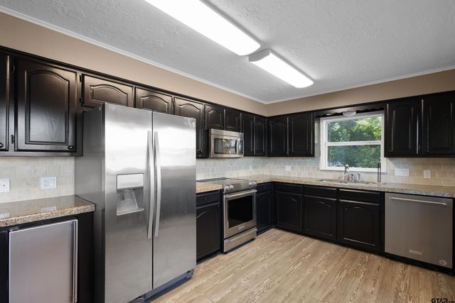 1907 East Lake, Gladewater, TX 75647