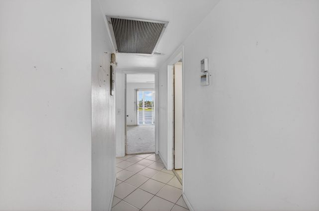 4059 Guildford D, Boca Raton, FL 33434