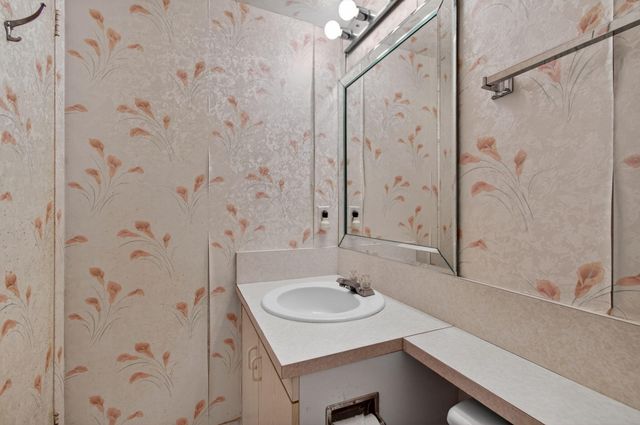 4059 Guildford D, Boca Raton, FL 33434