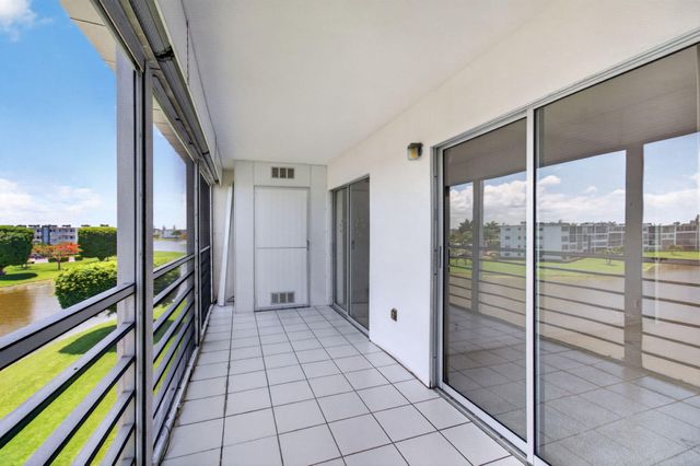 4059 Guildford D, Boca Raton, FL 33434